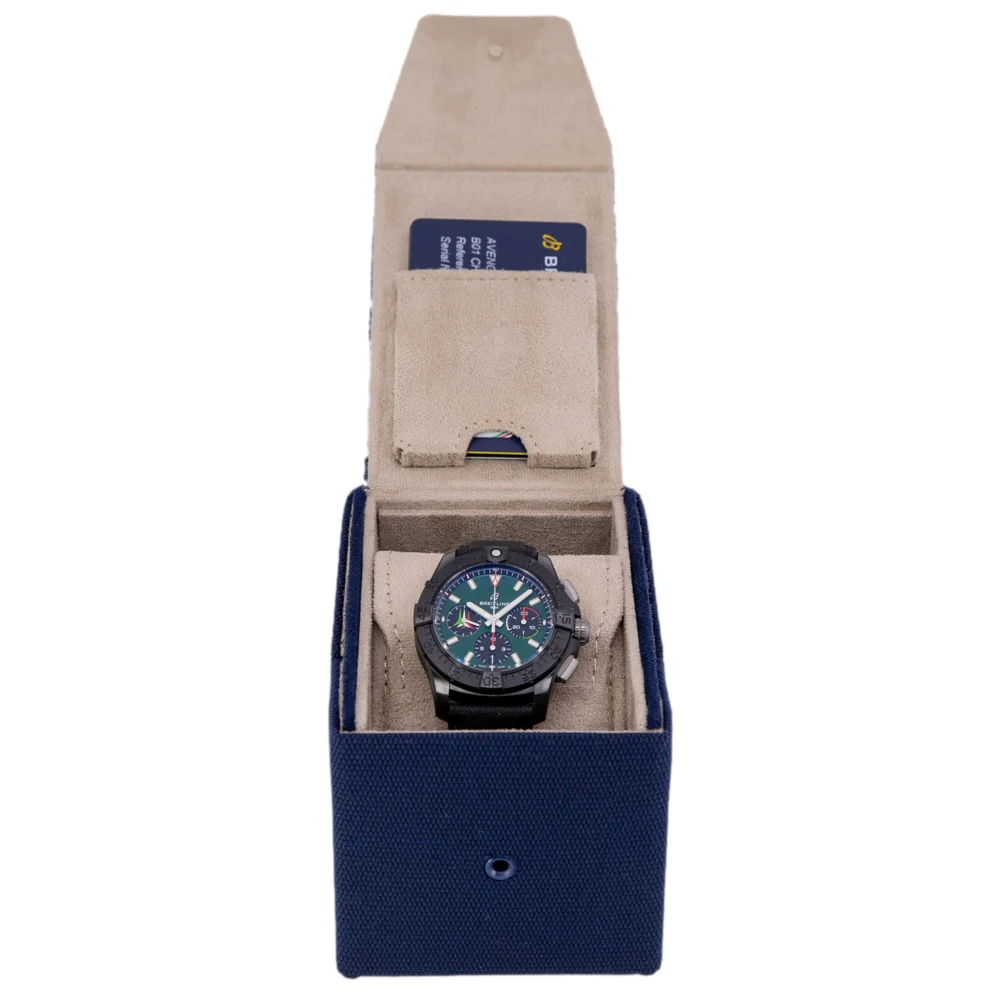 Breitling Men's SB01462A1L1X1 Avenger B01 42 Chronograph - Image 8
