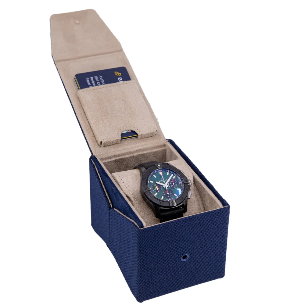 Breitling Men's SB01462A1L1X1 Avenger B01 42 Chronograph - Image 9