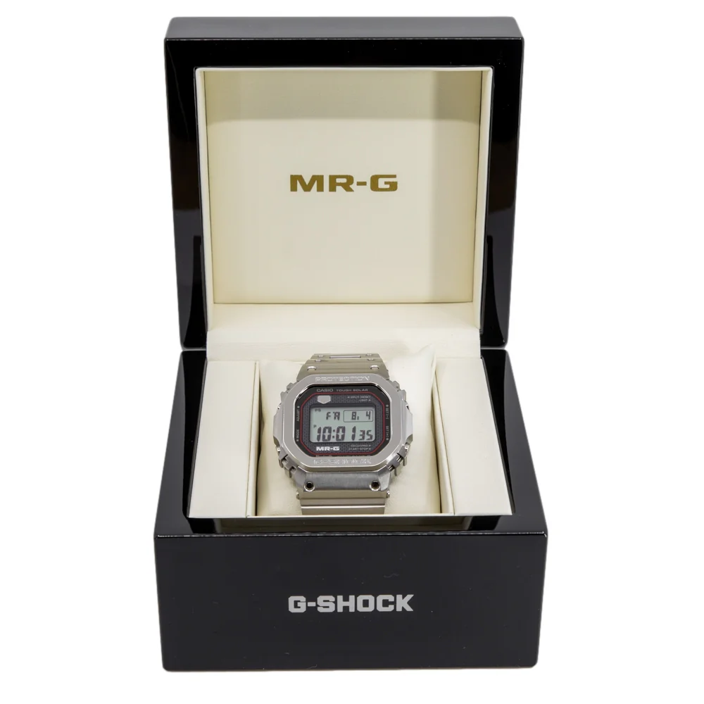 Casio Men's MRG-B5000D-1DR G-Shock Solar Quartz - Image 8
