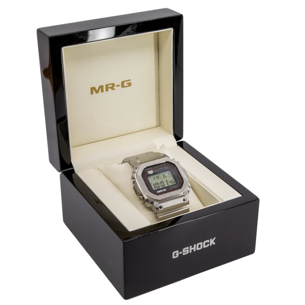 Casio Men's MRG-B5000D-1DR G-Shock Solar Quartz - Image 9