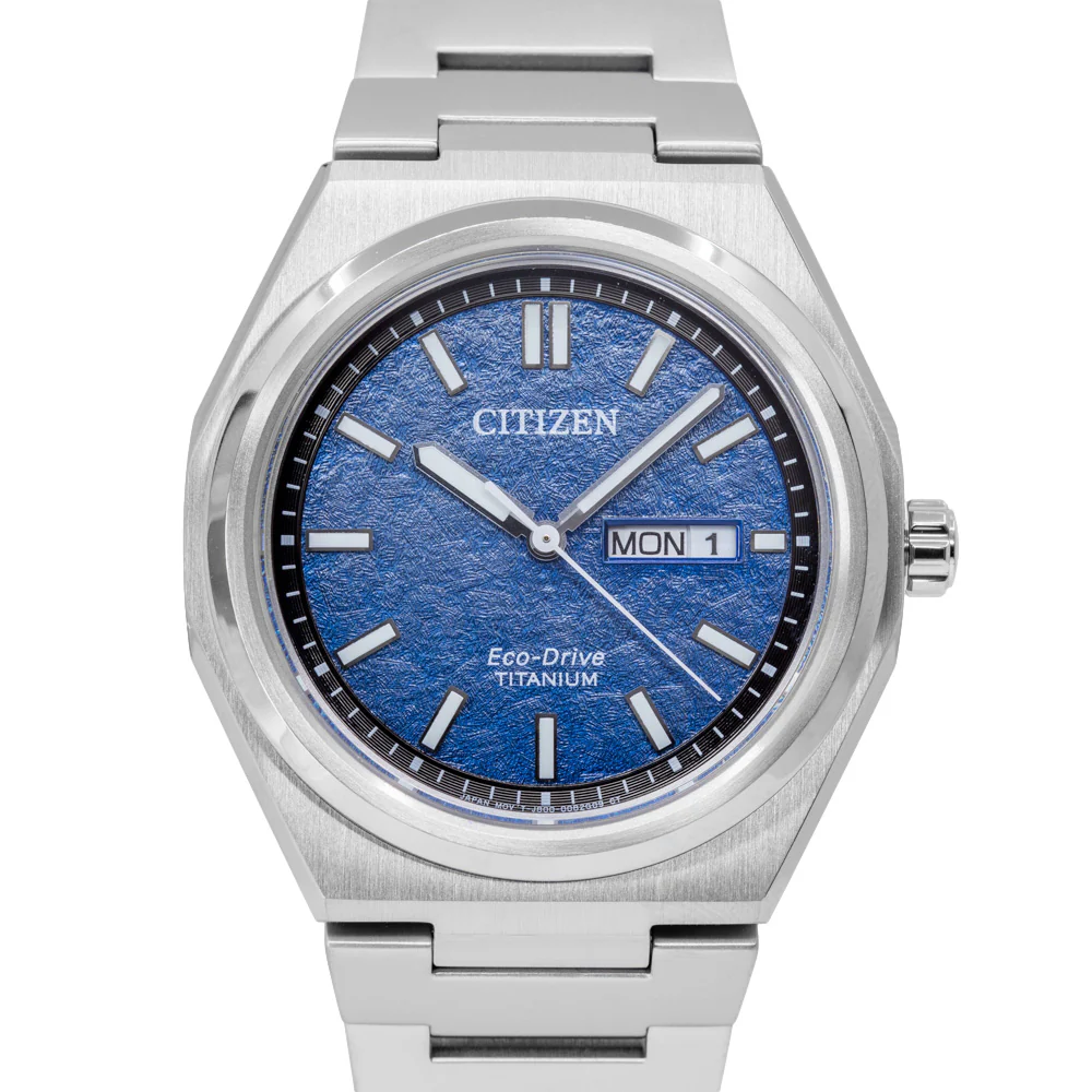 Citizen Men's AW0130-85L Super Titanio Eco-Drive - Image 2