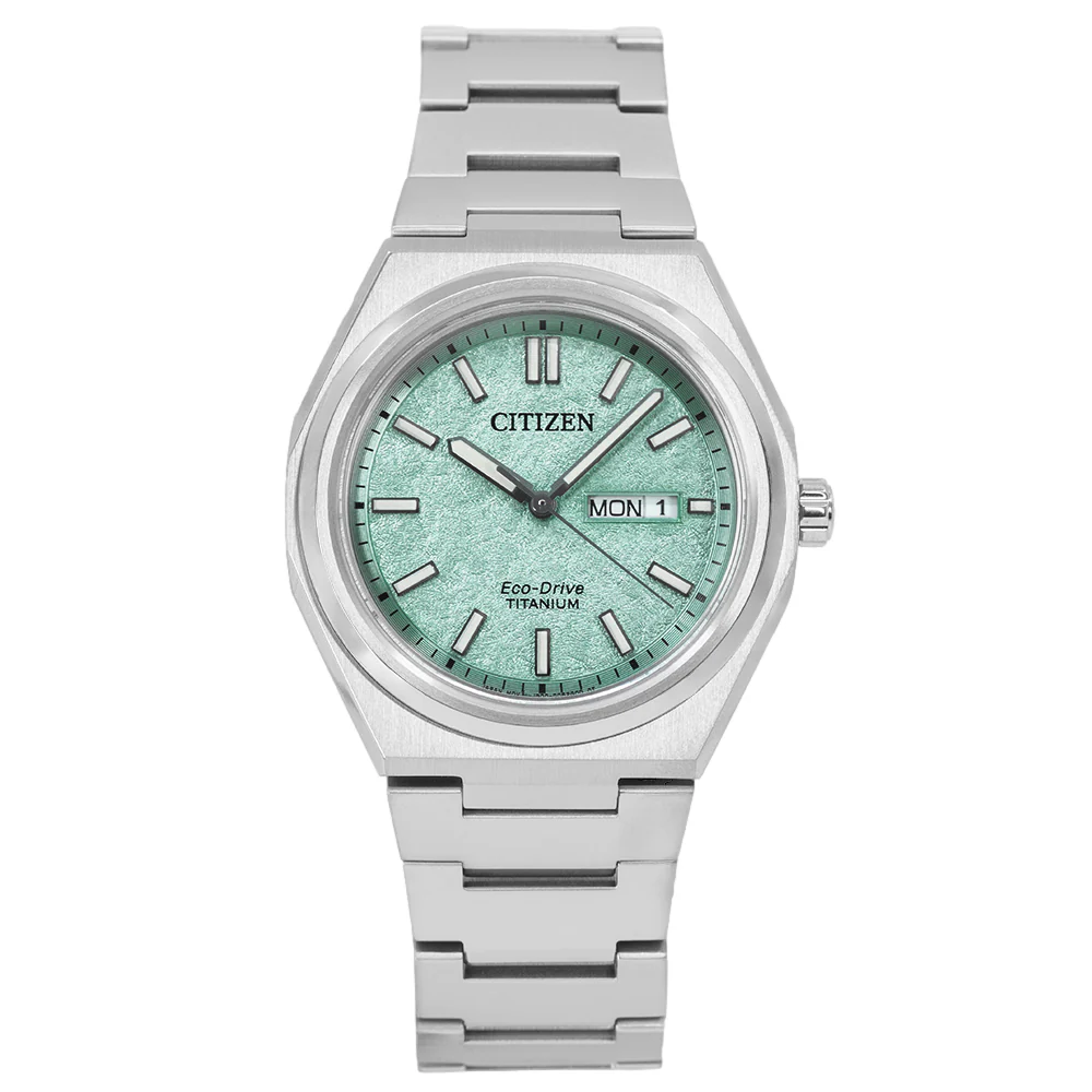 Citizen Men's AW0130-85M Super Titanio Eco-Drive - Image 3