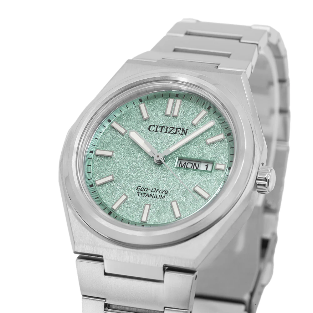 Citizen Men's AW0130-85M Super Titanio Eco-Drive - Image 8