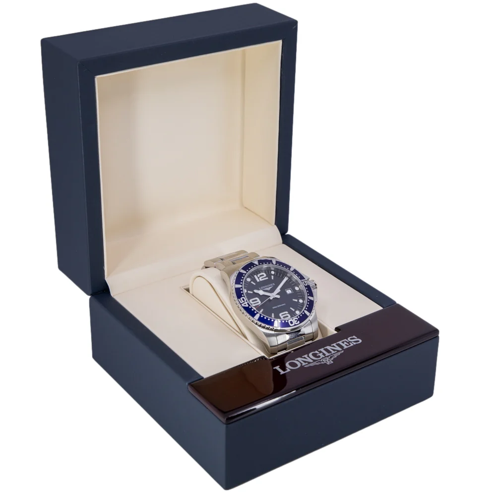 Longines Men's L3.840.4.96.6 HydroConquest 44mm Quartz - Image 9