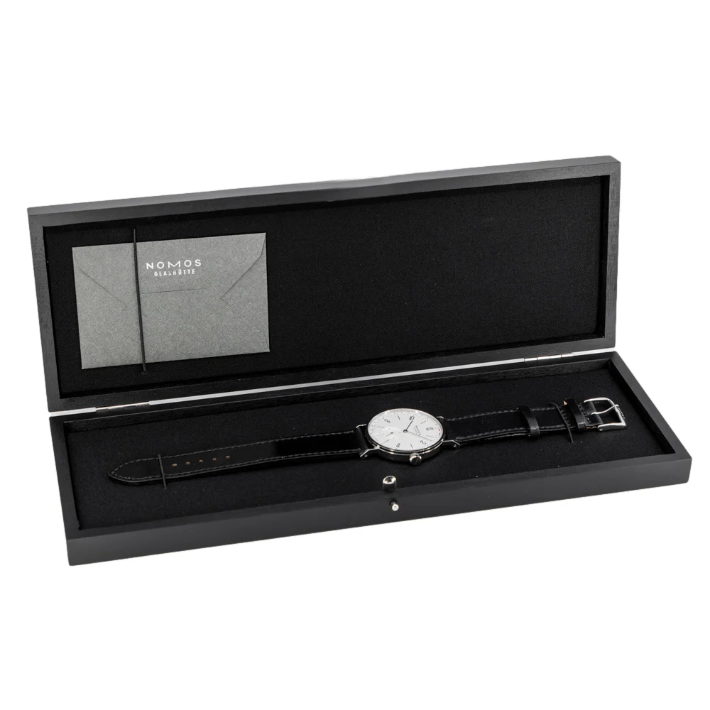 Nomos Glashütte Men's watch 135 Tangente 2date - Image 9