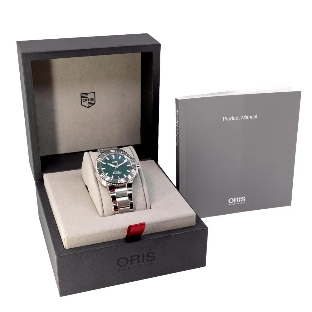 Oris 01 733 7732 4157-07 8 21 05PEB Aquis  Green Dial Watch - Image 8