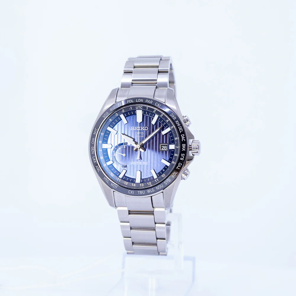 Seiko Men's ASTRON SSE159J1 GSP Solar World Time Watch - Image 12