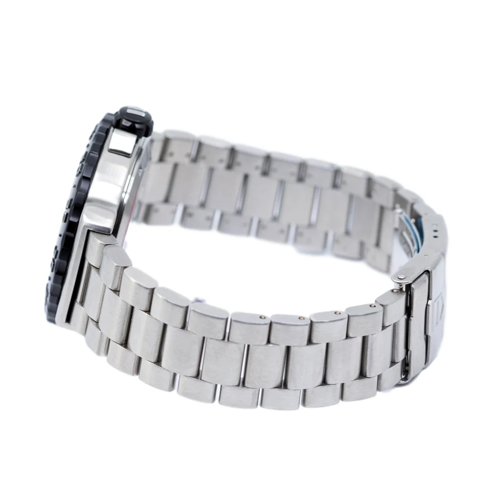 Tag Heuer Men's WAU1111.BA0858 F1 White Dial Watch - Image 3